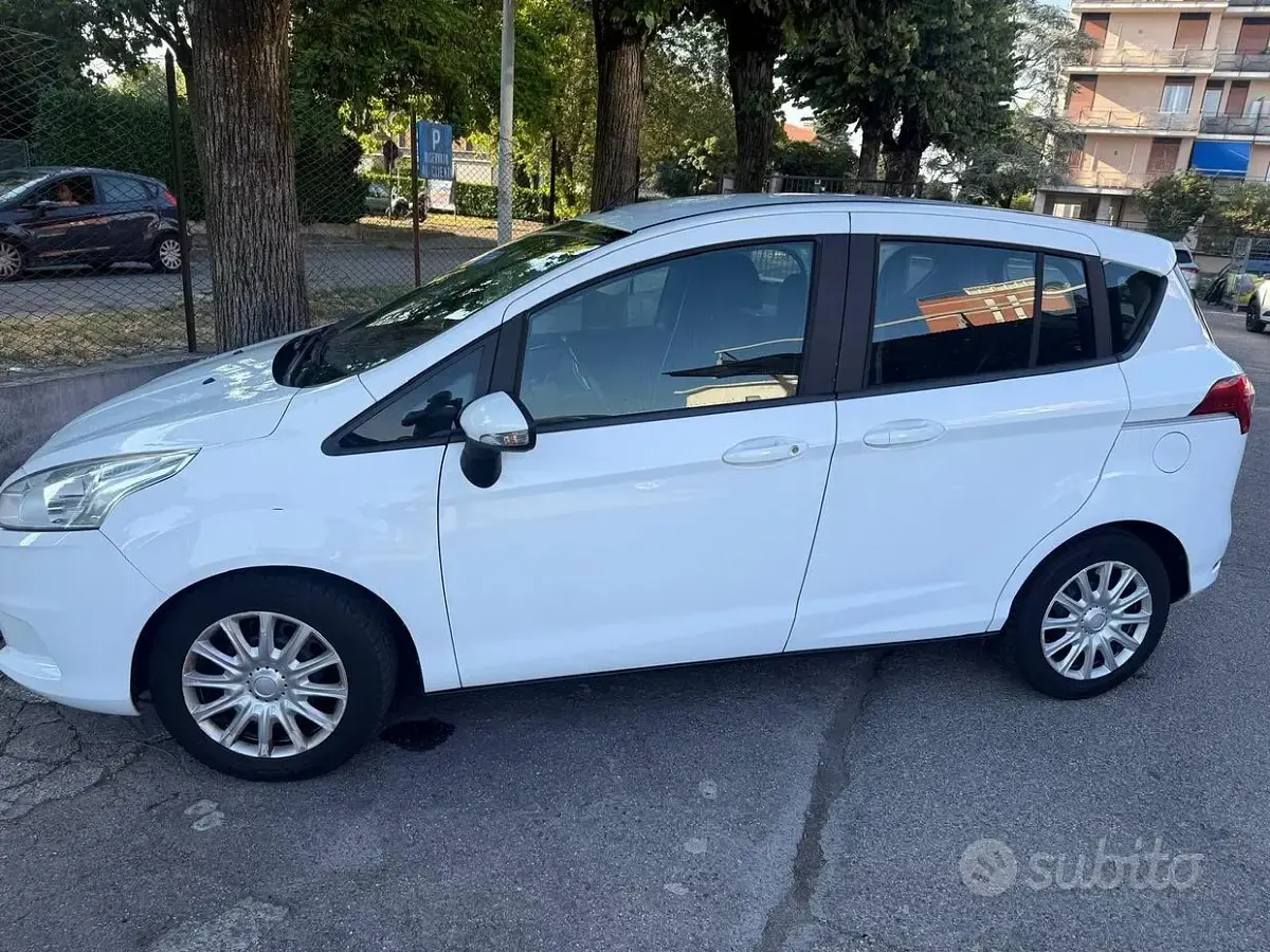 Usata Ford B-MAX Business Edition 75 CV (55 kW) 2017 Bianco Monovolume