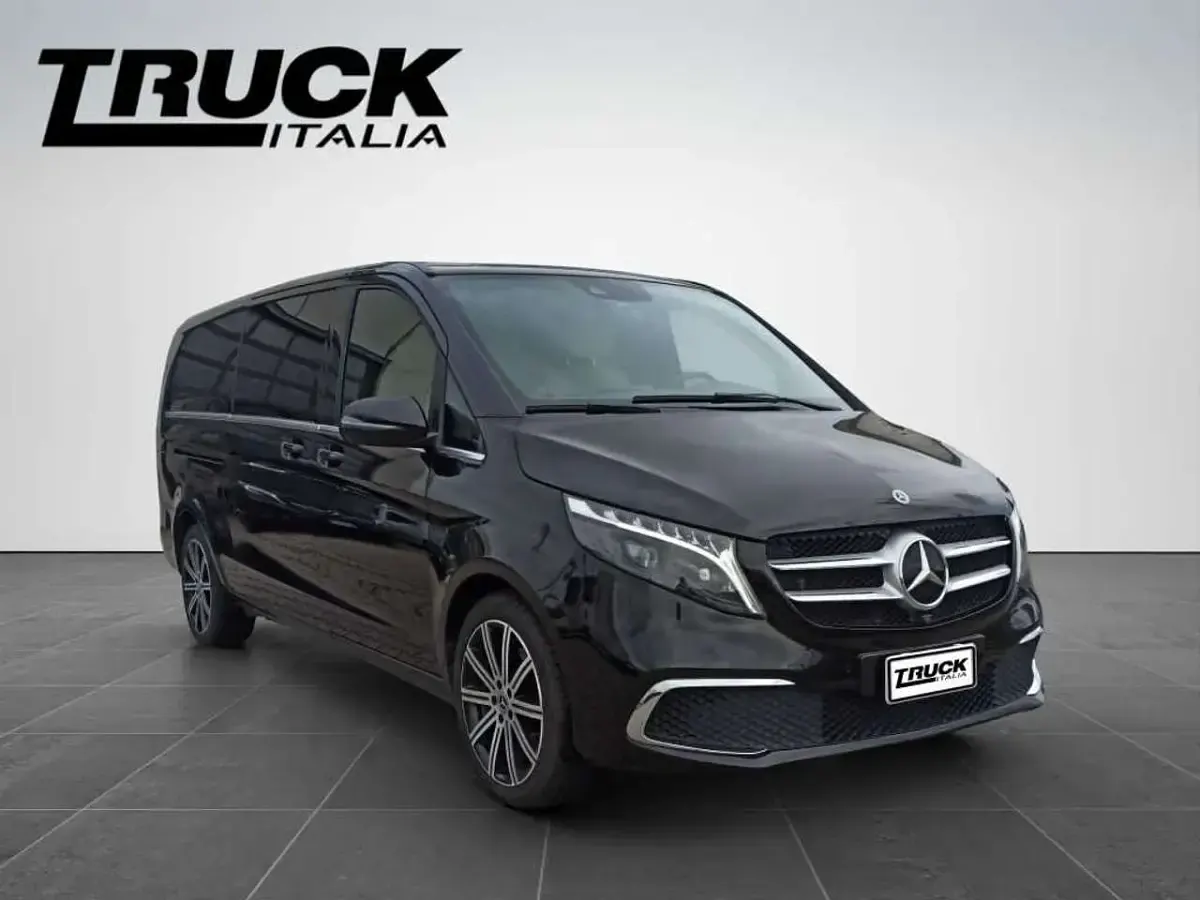 Gebraucht Mercedes V300 Premium 239 PS (175 kW) 2022 Schwarz Van / Kleinbus