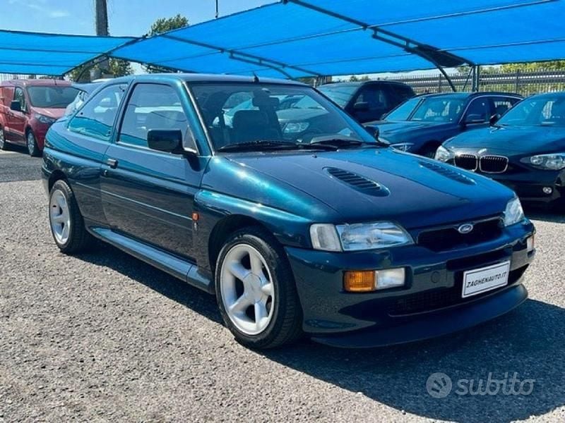 Usata Ford Escort RS 220 CV (161 kW) 1993 Blu Utilitaria