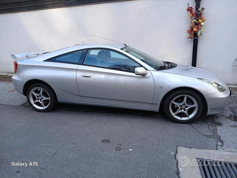 Usata Toyota Celica 2000 Grigio Coupé
