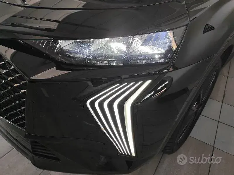 Usata DS Automobiles DS7 Crossback Performance 131 CV (96 kW) 2024 Nero SUV