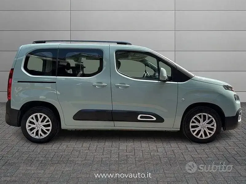 Usata Citroën Berlingo Live 110 CV (80 kW) 2020 Verde Monovolume