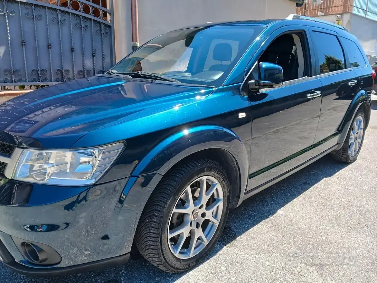 Usata Fiat Freemont 170 CV (125 kW) 2014 Bluazzurro SUV