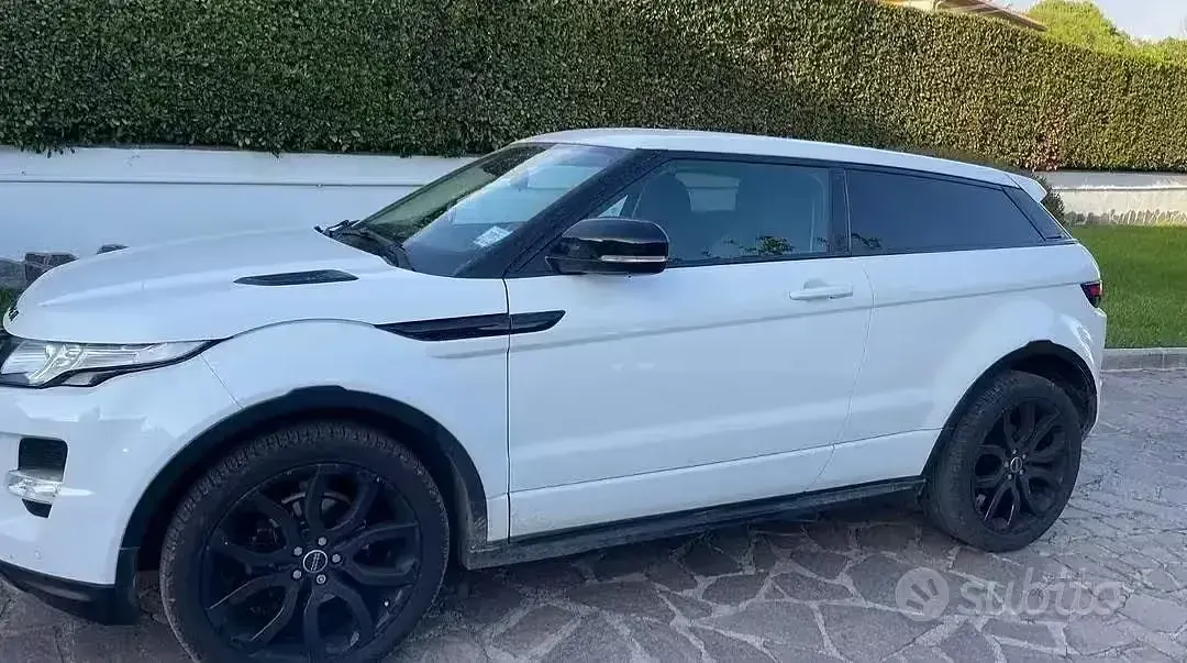 Usata Land Rover Range Rover evoque 190 CV (139 kW) 2012 Bianco SUV