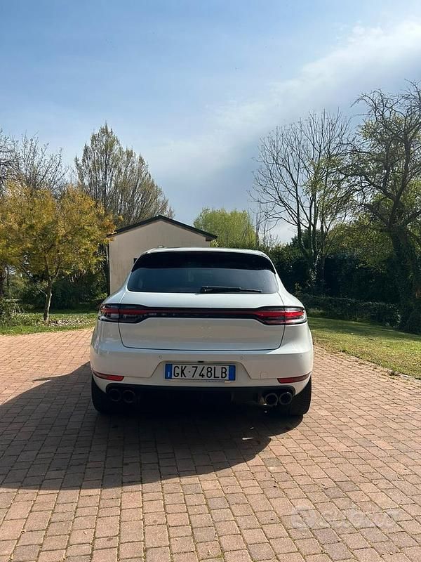 Usata Porsche Macan 245 CV (180 kW) 2023 Bianco SUV