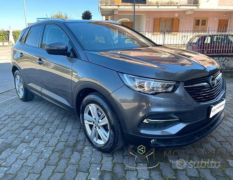 Usata Opel Grandland X Ultimate 120 CV (88 kW) 2018 Grigio SUV