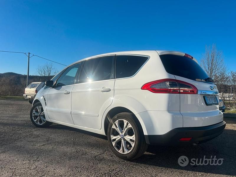 Usata Ford S-MAX Business Edition 163 CV (119 kW) 2014 Bianco Monovolume