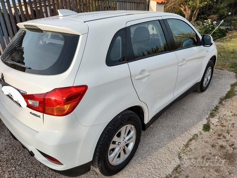 Usata Mitsubishi ASX 117 CV (86 kW) 2020 Bianco SUV