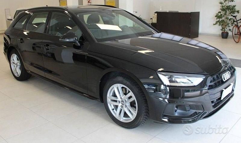 Usata Audi A4 170 CV (125 kW) 2020 Nero Station wagon