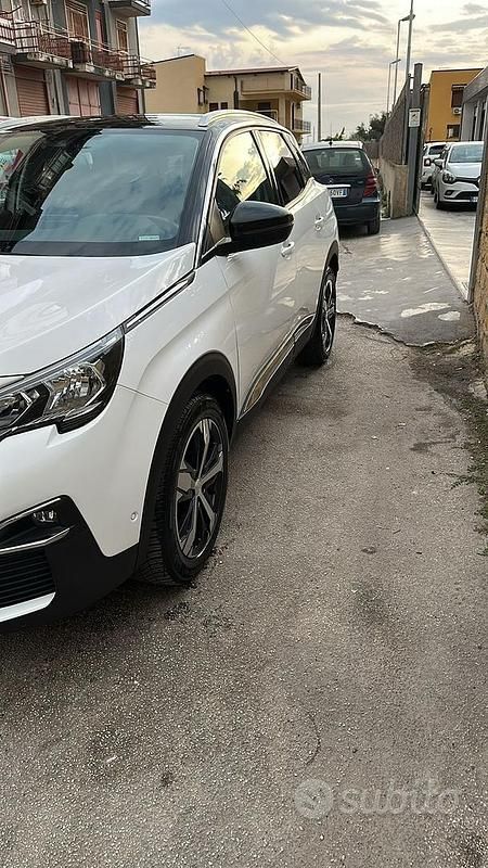 Usata Peugeot 3008 2018 Bianco SUV