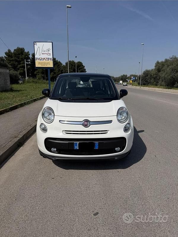 Usata Fiat 500L Lounge 80 CV (58 kW) 2016 Bianco Monovolume