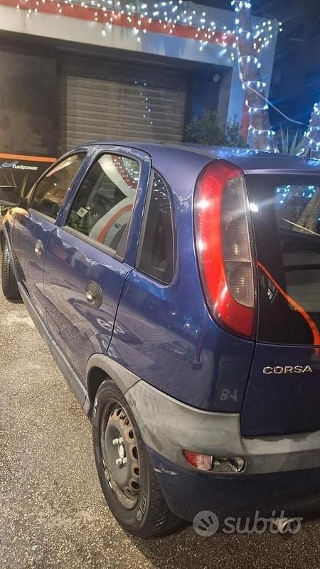 Usata Opel Corsa Club 2002 Blu Utilitaria