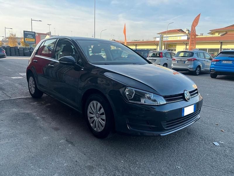 Usata VW Golf VII 85 CV (62 kW) 2014 Nero Berlina