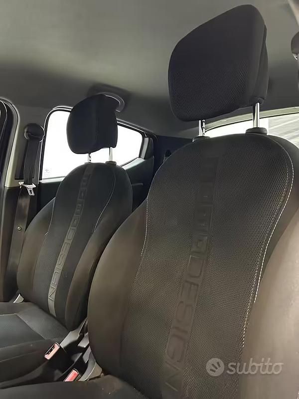 Usata Lancia Ypsilon S 69 CV (50 kW) 2013 Nero Utilitaria