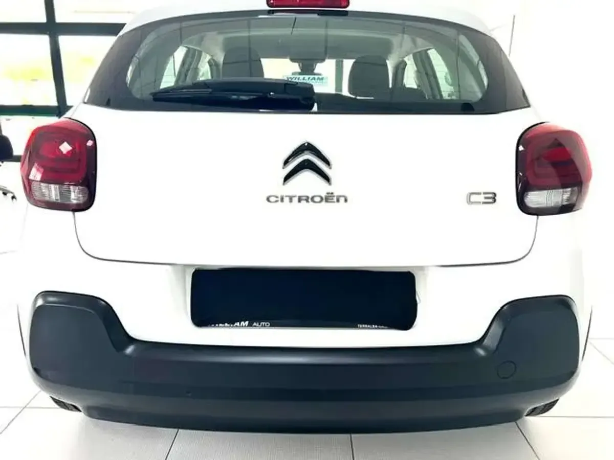Begagnad Citroën C3 Feel 75 HK (55 kW) 2017 Vit Sedan