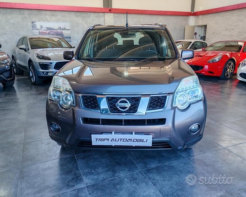 Usata Nissan X-Trail 150 CV (110 kW) 2011 Marrone SUV