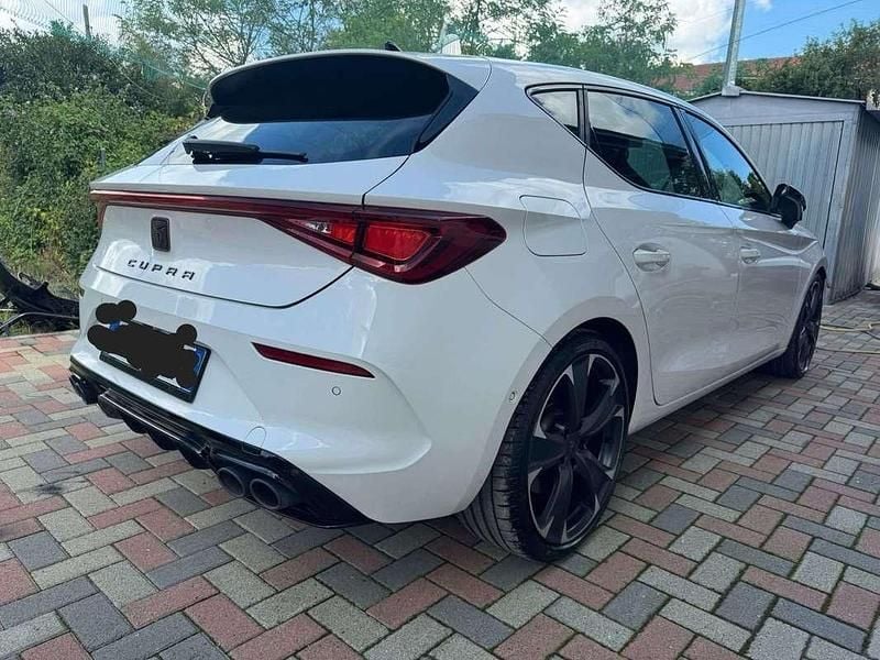 Usata Cupra Leon VZ3 300 CV (220 kW) 2021 Berlina