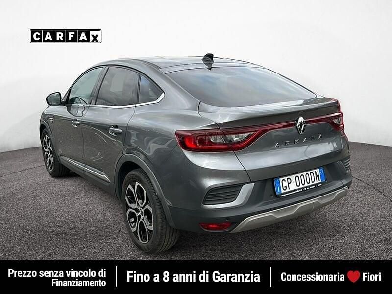 Usata Renault Arkana Intens 140 CV (102 kW) 2023 Grigio SUV