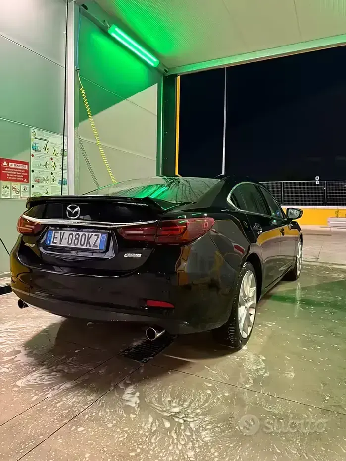 Usata Mazda 6 150 CV (110 kW) 2014 Nero Berlina