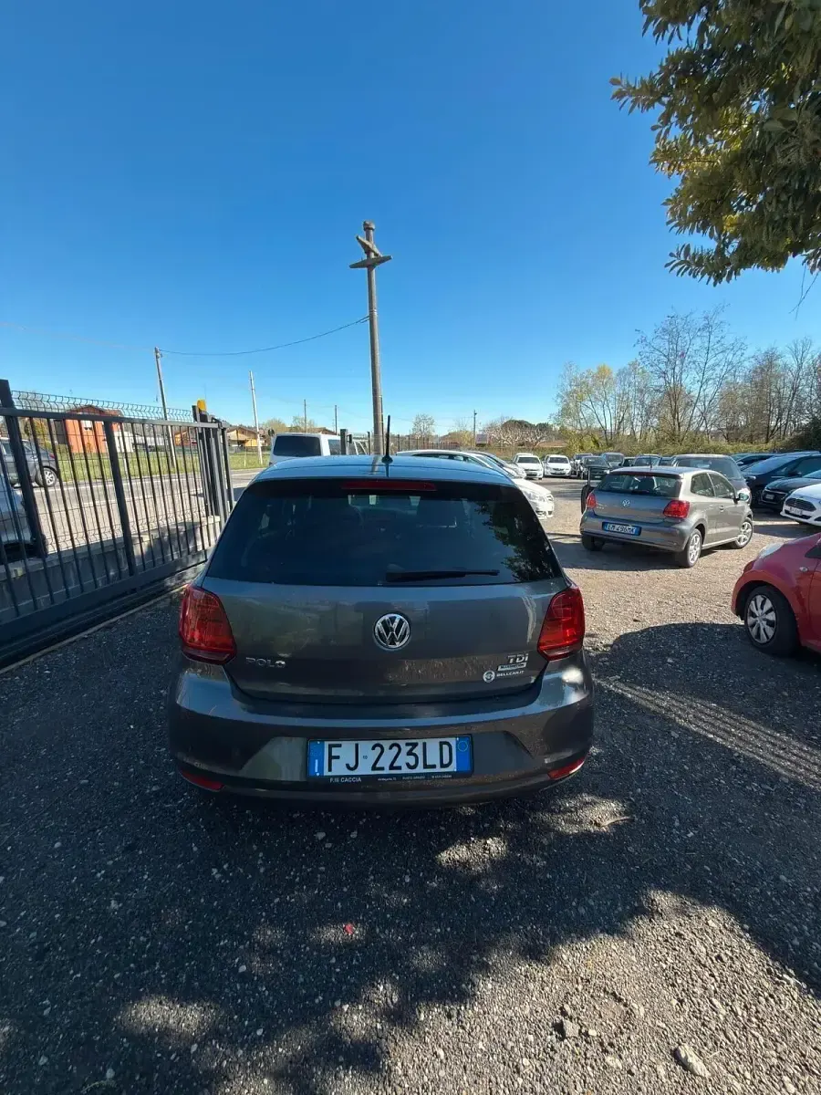 Usata VW Polo Business 74 CV (54 kW) 2016 Grigio Berlina