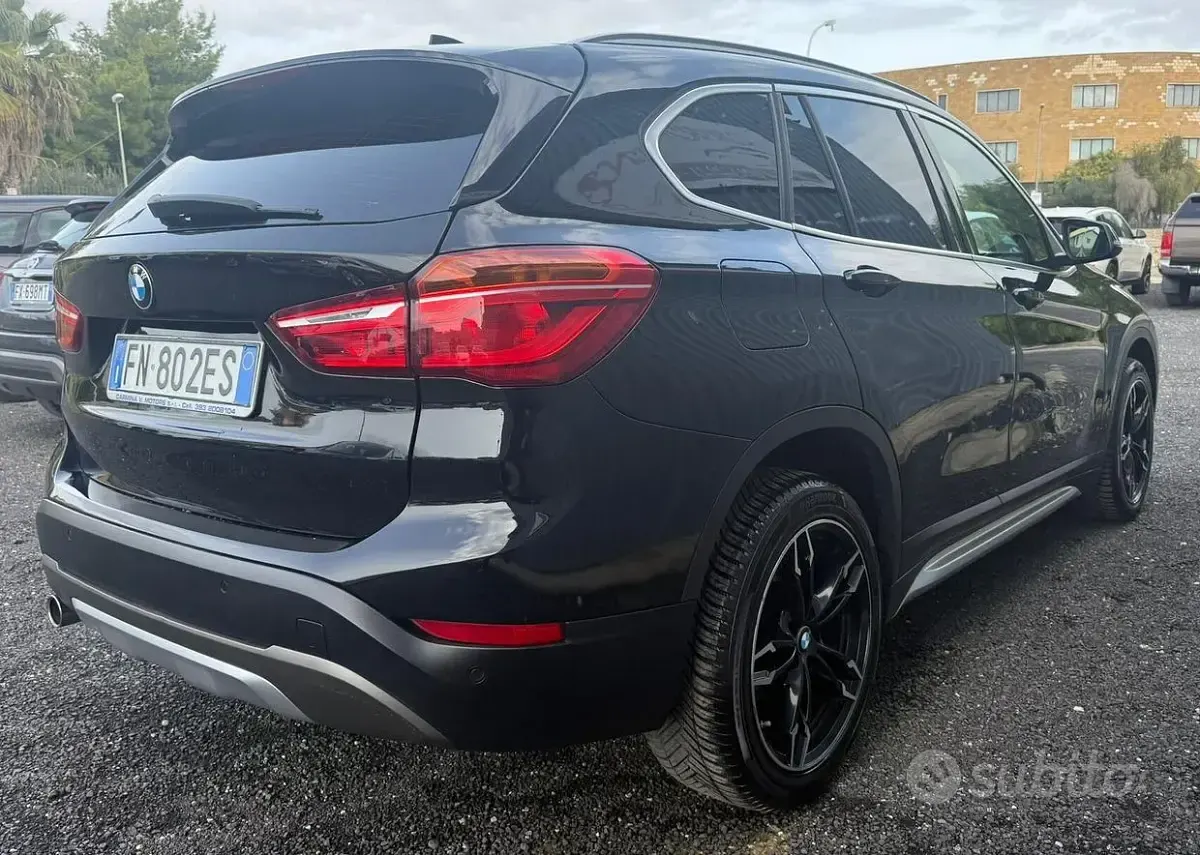 Usata BMW X1 Advantage 150 CV (110 kW) 2018 Nero SUV