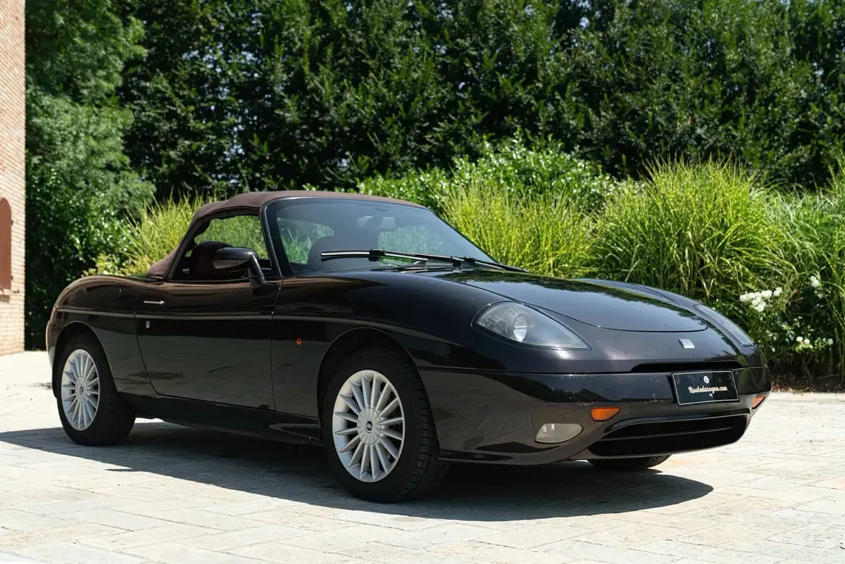 Usata Fiat Barchetta 131 CV (96 kW) 1999 Nero Cabrio