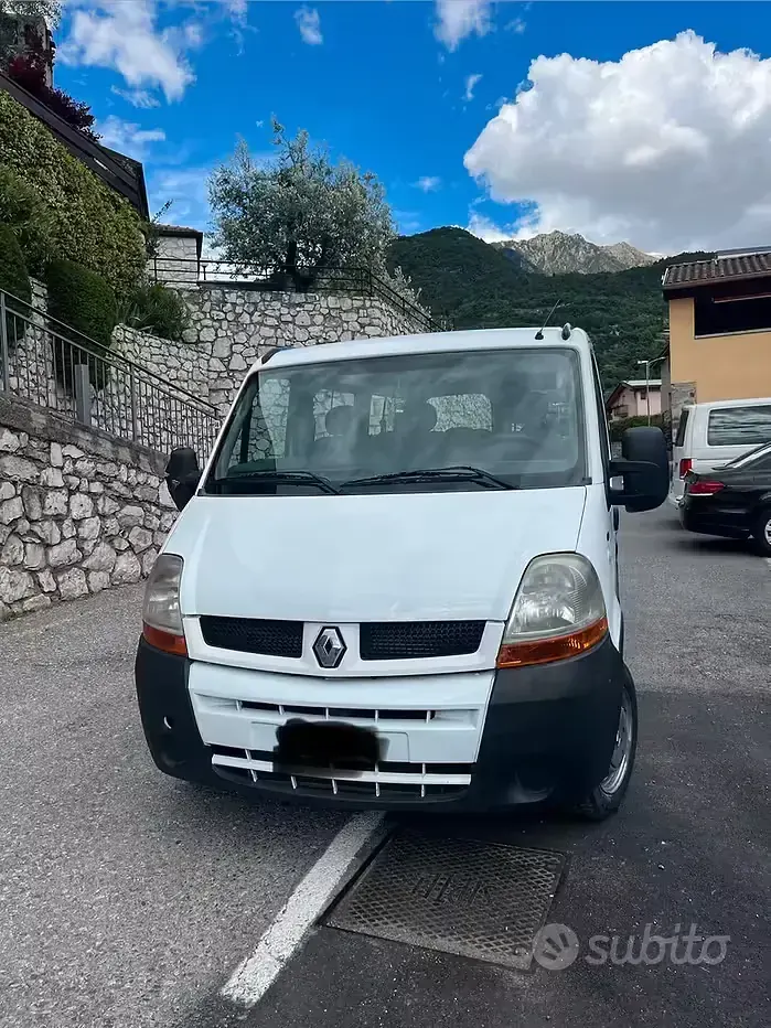 Usata Renault Master 90 CV (66 kW) 2006 Monovolume