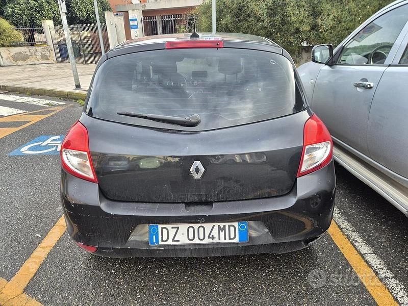 Usata Renault Clio II 110 CV (80 kW) 2009 Nero Utilitaria