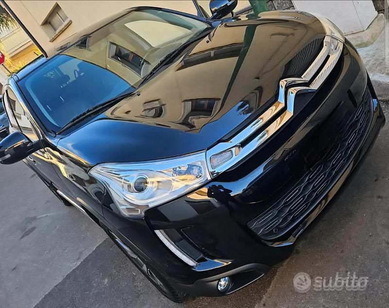 Nero Usata 2015 Citroën C4 Tre volumi | 10.490 € - Immagine 1/4