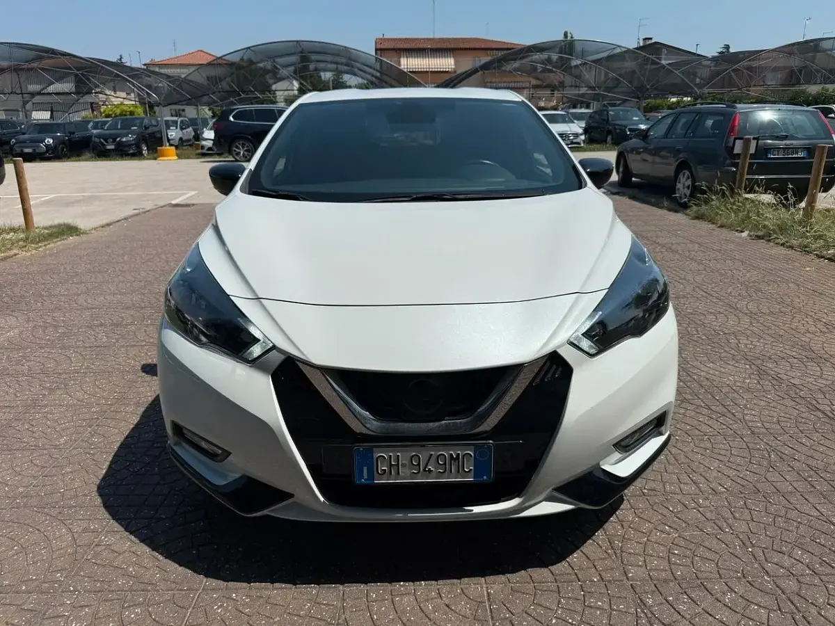 Usata Nissan Micra 92 CV (67 kW) 2021 Bianco Utilitaria