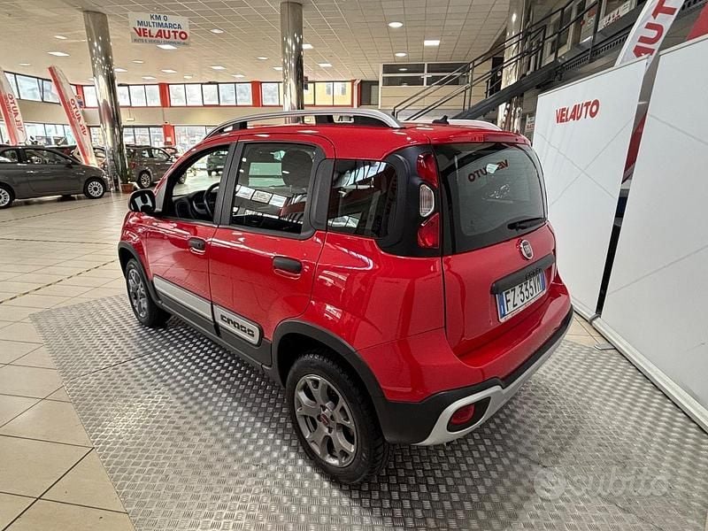 Usata Fiat Panda Cross Cross 86 CV (63 kW) 2020 Rosso Utilitaria