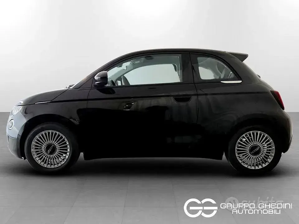 Nuova Fiat 500 65 CV (47 kW) 2026 Onyx black pastello Berlina