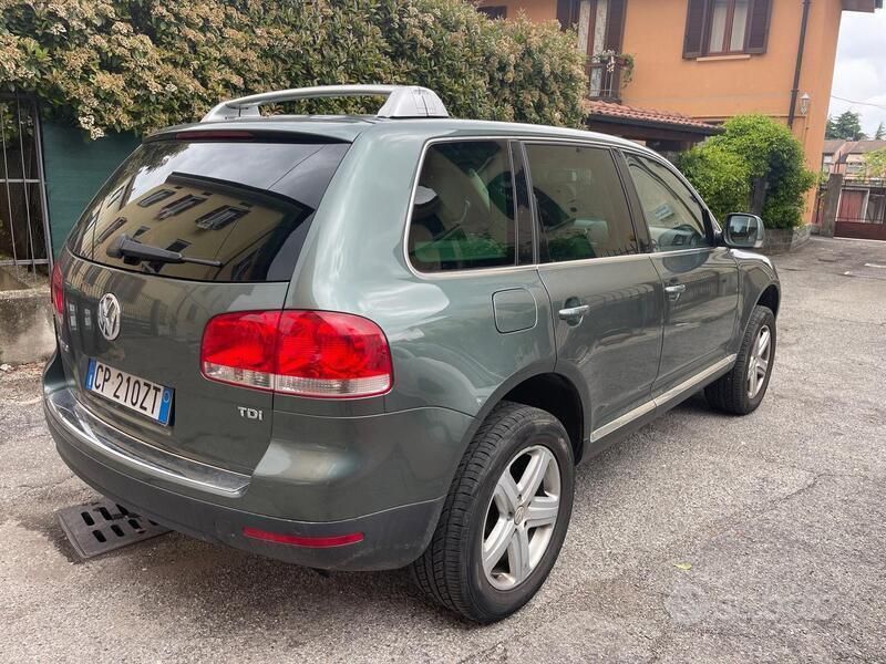Usata VW Touareg R 174 CV (127 kW) 2005 Verde SUV