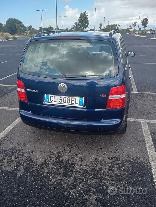 Usata VW Touran Trendline 170 CV (125 kW) 2003 Blu Monovolume