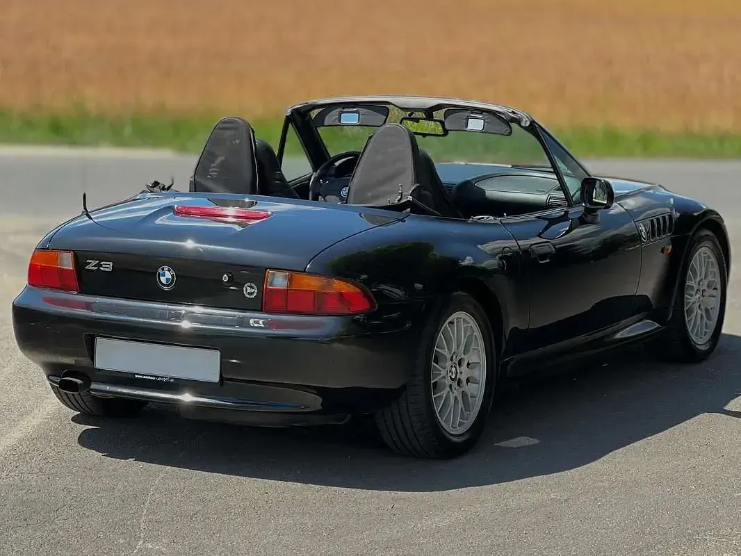 Usata BMW Z3 118 CV (86 kW) 1999 Nero Cabrio