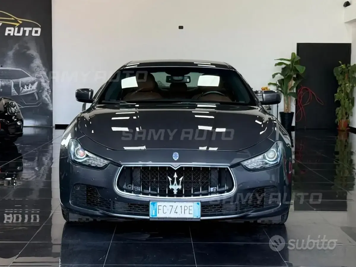 Usata Maserati Ghibli 250 CV (183 kW) 2016 Grigio Berlina