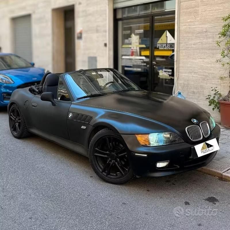 Usata BMW Z3 Efficient Dynamics 118 CV (86 kW) 1999 Nero Cabrio