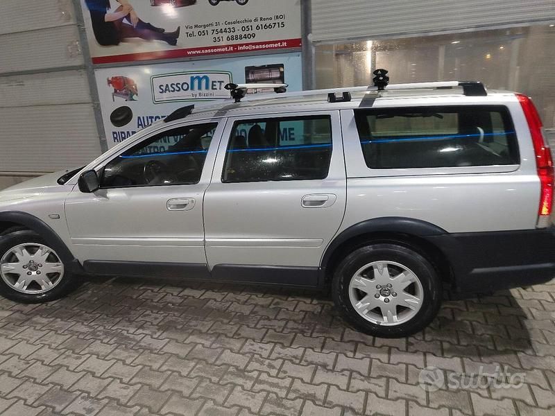 Usata Volvo XC70 185 CV (136 kW) 2006 Grigio Station wagon