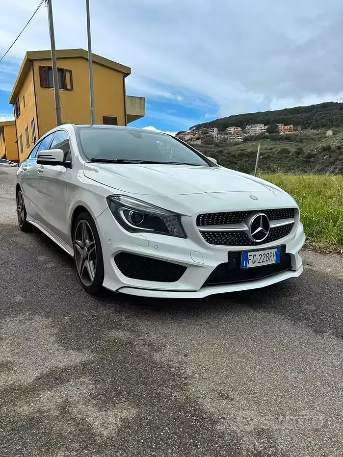 Usata Mercedes CLA200 136 CV (100 kW) 2015 Bianco Coupé