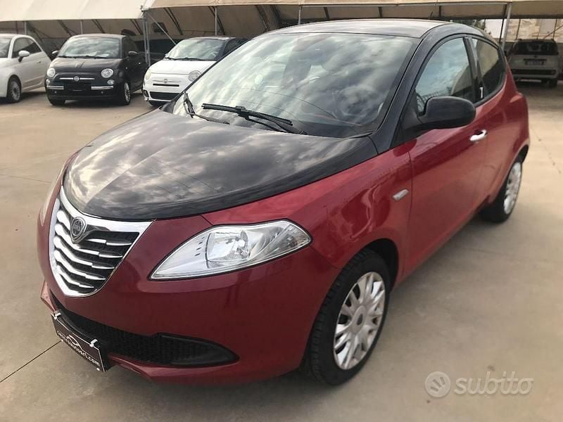 Usata Lancia Ypsilon S 69 CV (50 kW) 2012 Rosso Utilitaria