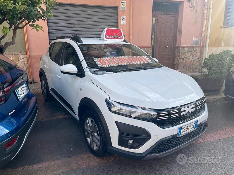 Usata Dacia Sandero Comfort 100 CV (73 kW) 2021 Bianco Utilitaria
