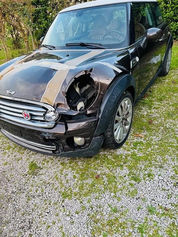 Usata Mini Cooper 2009 Marrone Utilitaria