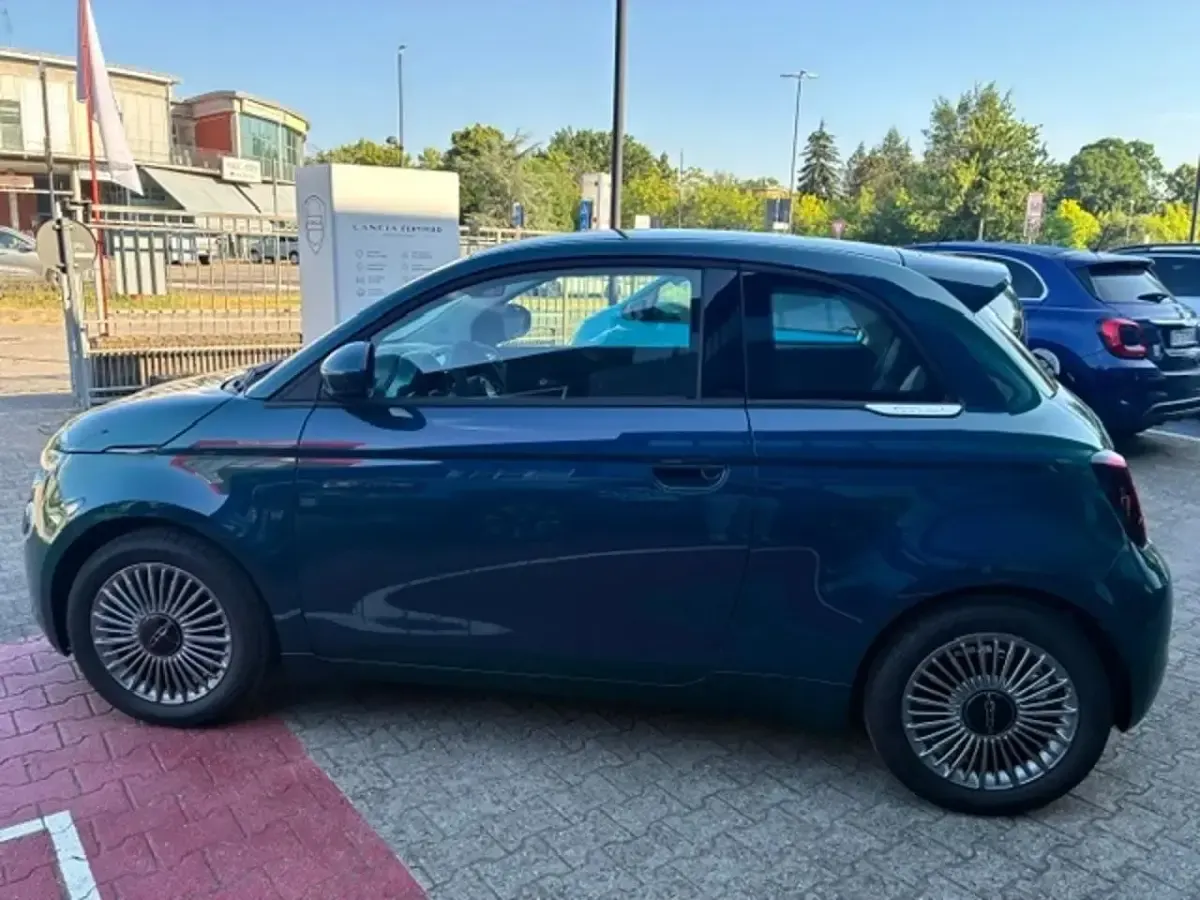 Nuova Fiat 500 65 CV (47 kW) 2026 Blu Berlina