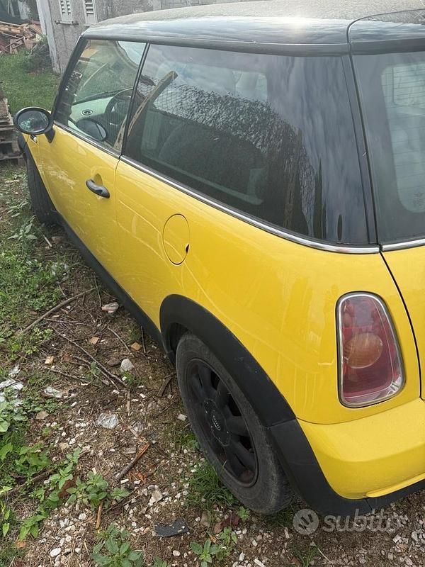 Usata Mini One D 75 CV (55 kW) 2004 Giallo Utilitaria