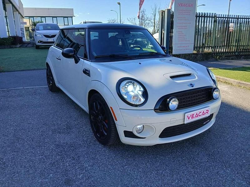 Usata Mini John Cooper Works 211 CV (155 kW) 2009 Beige Utilitaria