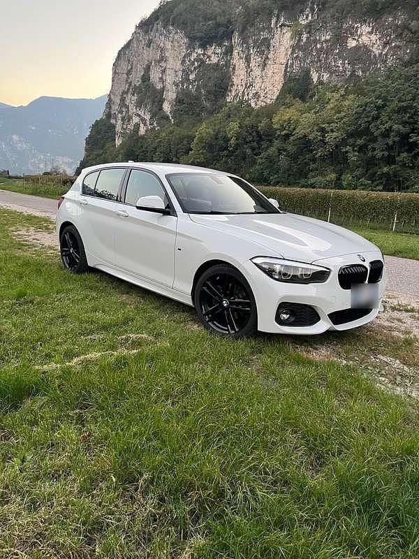 Bianco Usata 2018 BMW 120 M Sport Due volumi | 20.700 € (Ottimo prezzo) - Immagine 1/4