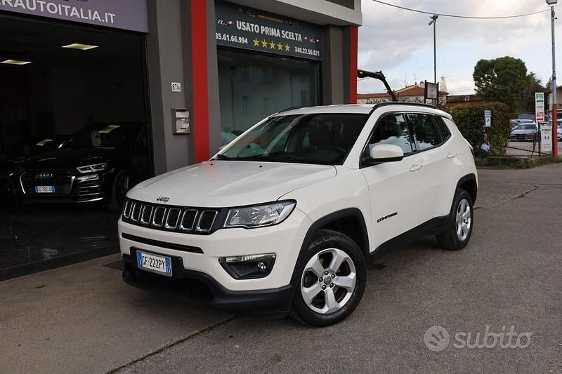 Bianco / perlato Usata 2020 Jeep Compass SUV | 13.900 € (Buon prezzo) - Immagine 1/4