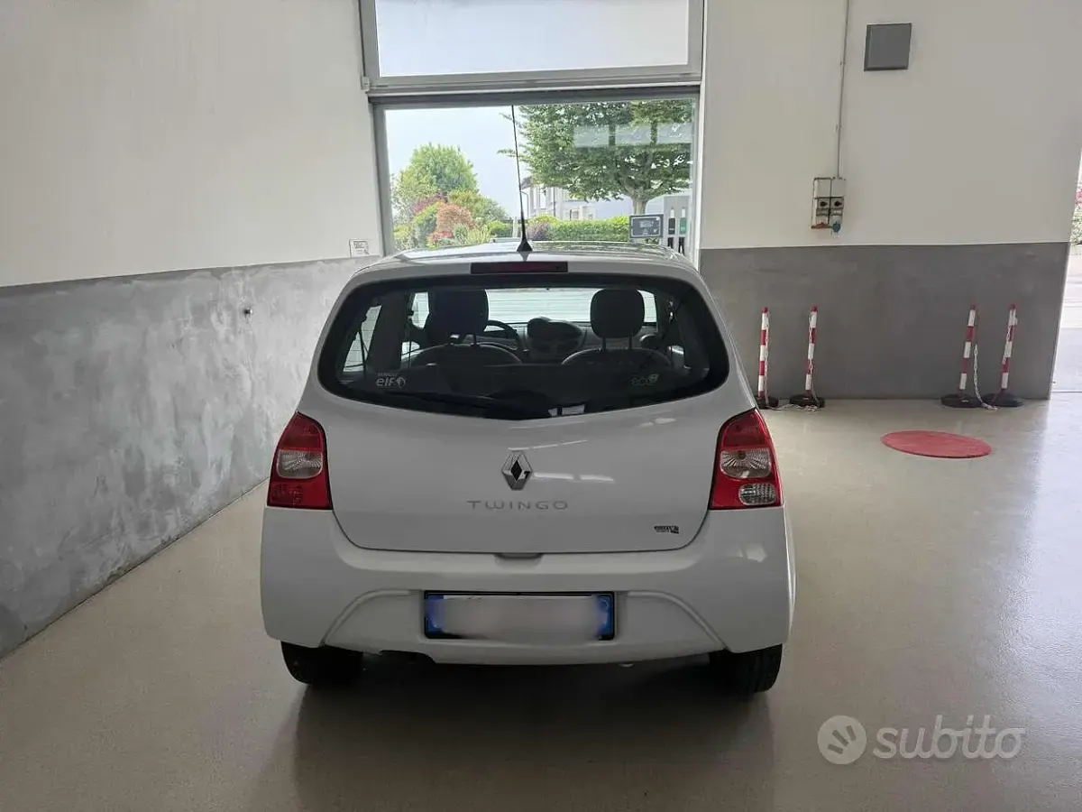 Usado Renault Twingo 58 CV (42 kW) 2010 Blanco Utilitario