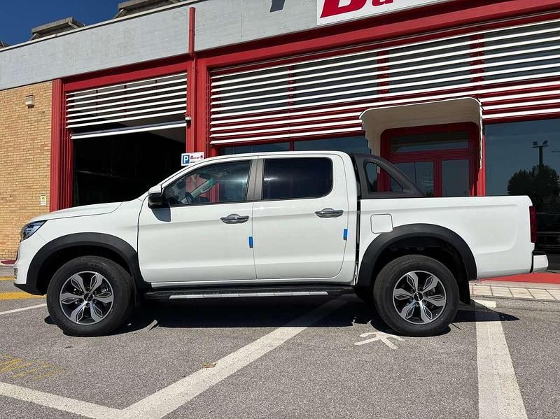 Nuova EVO Cross 4 136 CV (100 kW) 2025 Bianco Pick-up