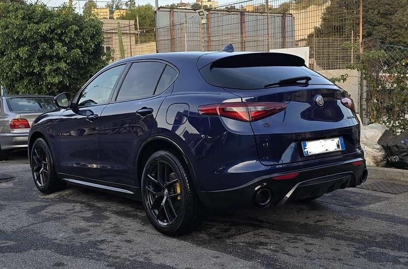 Usata Alfa Romeo Stelvio Super 209 CV (153 kW) 2018 SUV